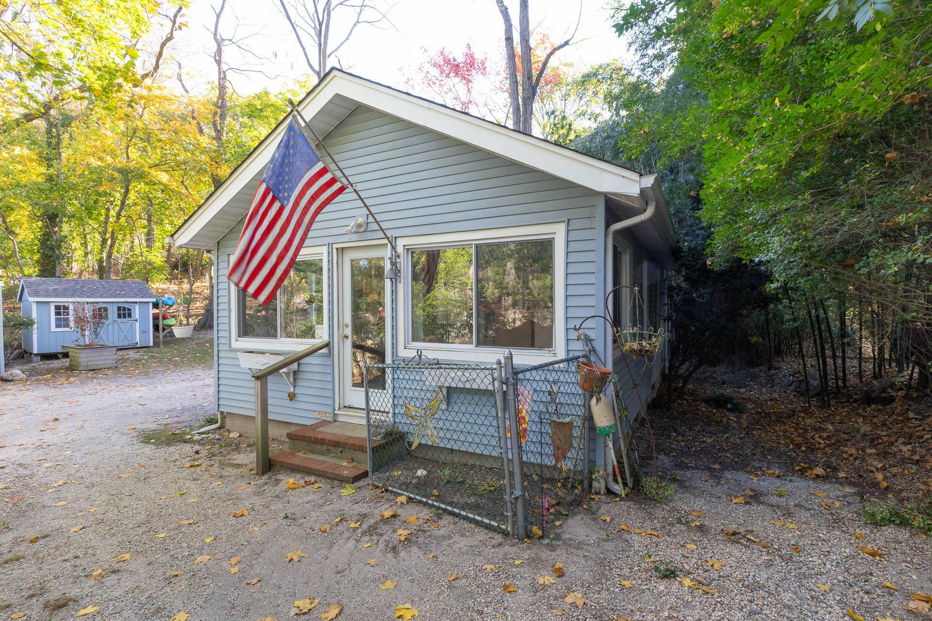 137C Shore Road  Mount Sinai NY 11766 photo