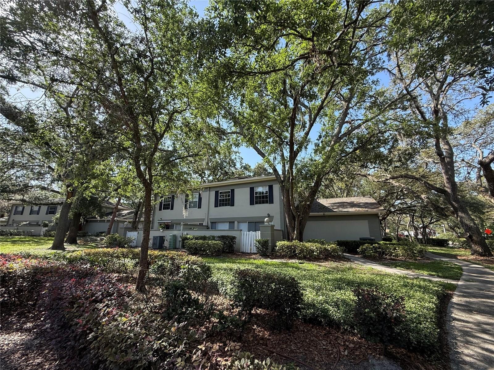 Property Photo: 6206 Dewdrop Way 0 FL 33617