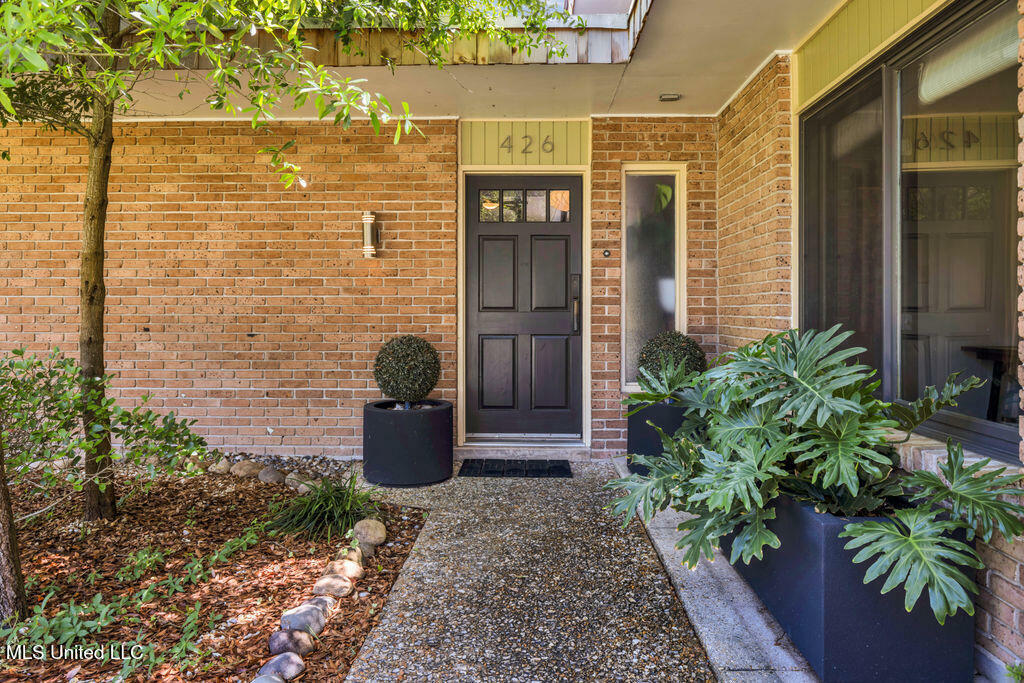 Property Photo: 426 Donwood Place MS 39530
