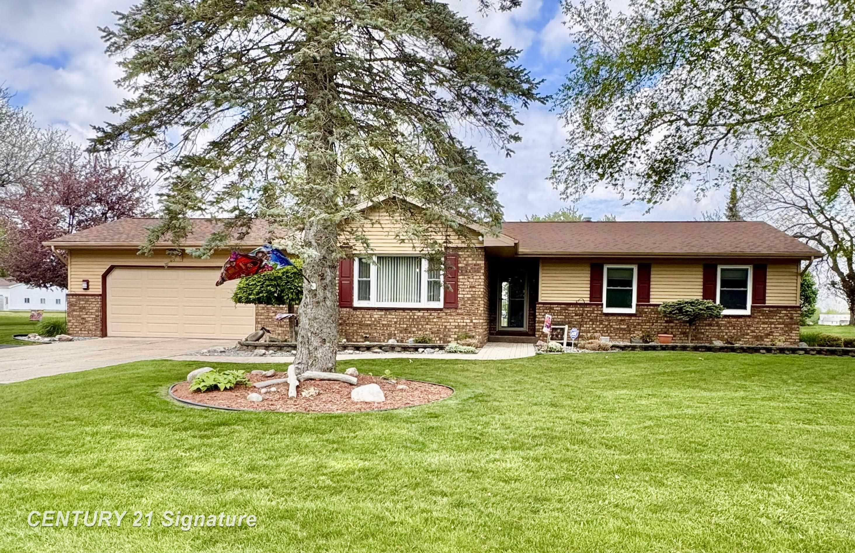 Property Photo: 2880 Wurtzel Drive MI 48623