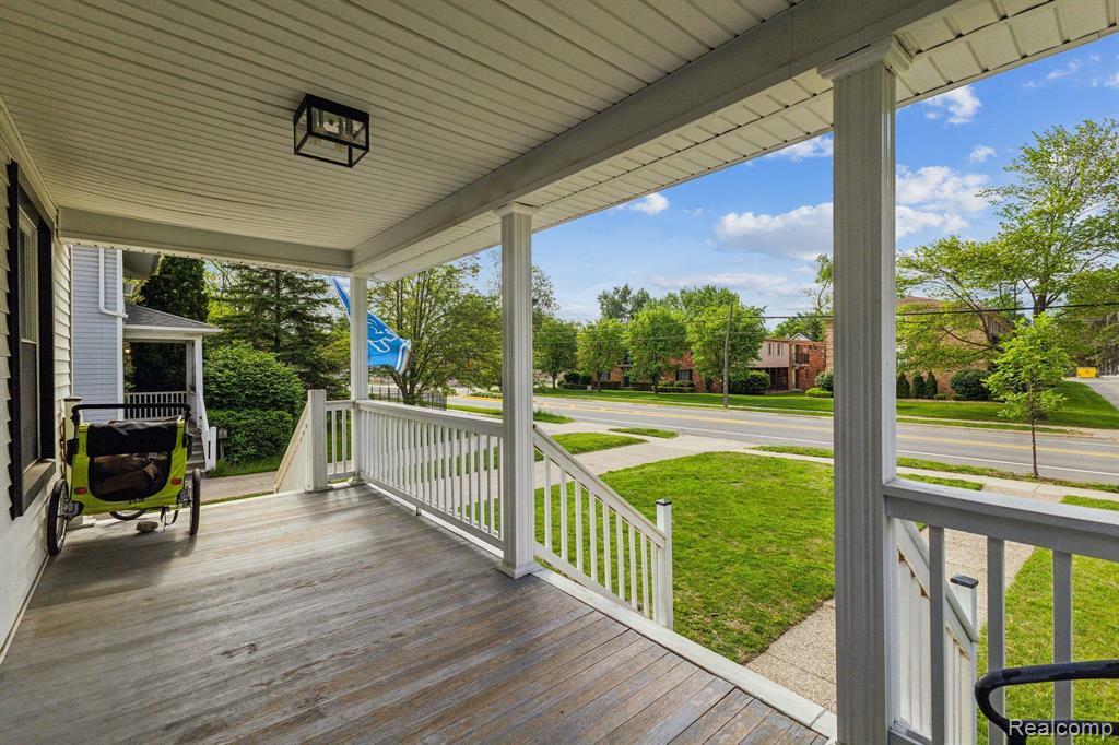 Property Photo:  607 E Lincoln Avenue  MI 48067 3353 