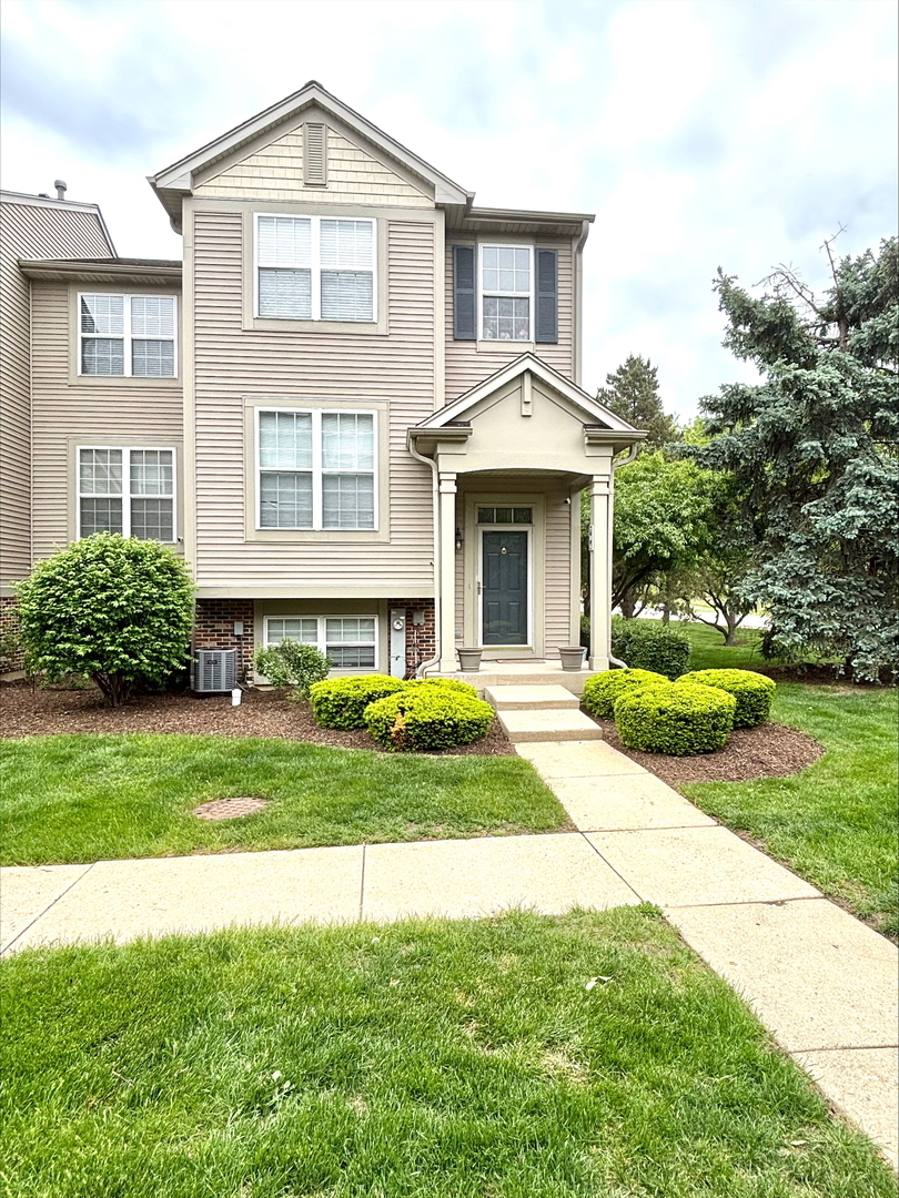 Property Photo:  784 Cherry Creek Drive  IL 60030 