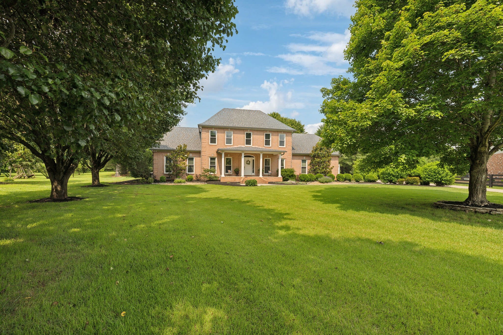 Property Photo: 2305 Black Fox Ct TN 37127