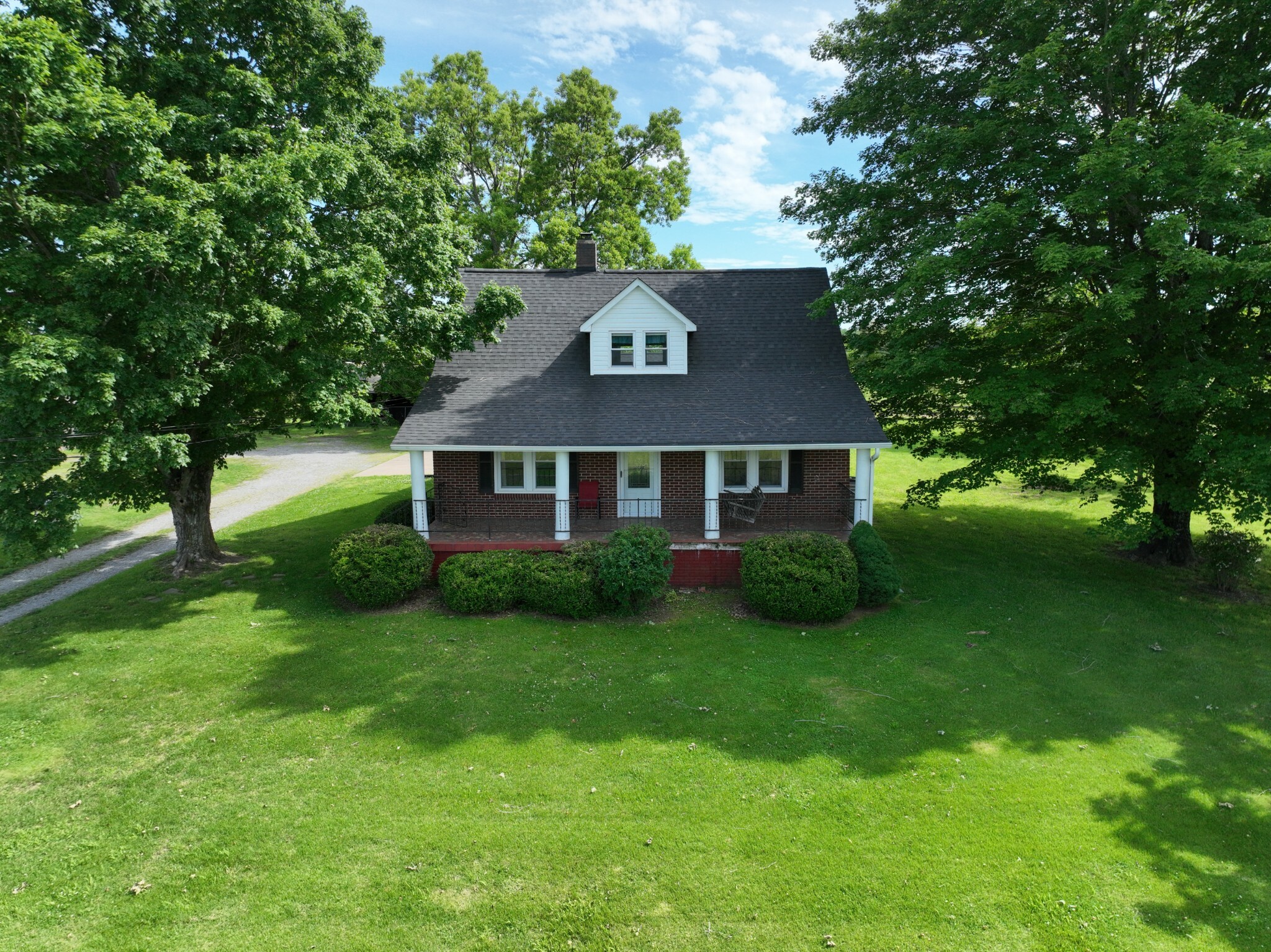 Property Photo: 2274 Indian Mound Rd TN 37191