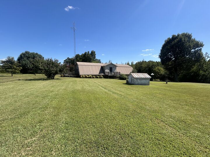 Property Photo:  236 Beartown Rd  TN 38469 
