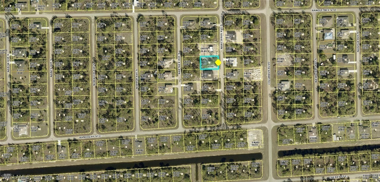 Property Photo: 236 Narcissus Avenue S FL 33974