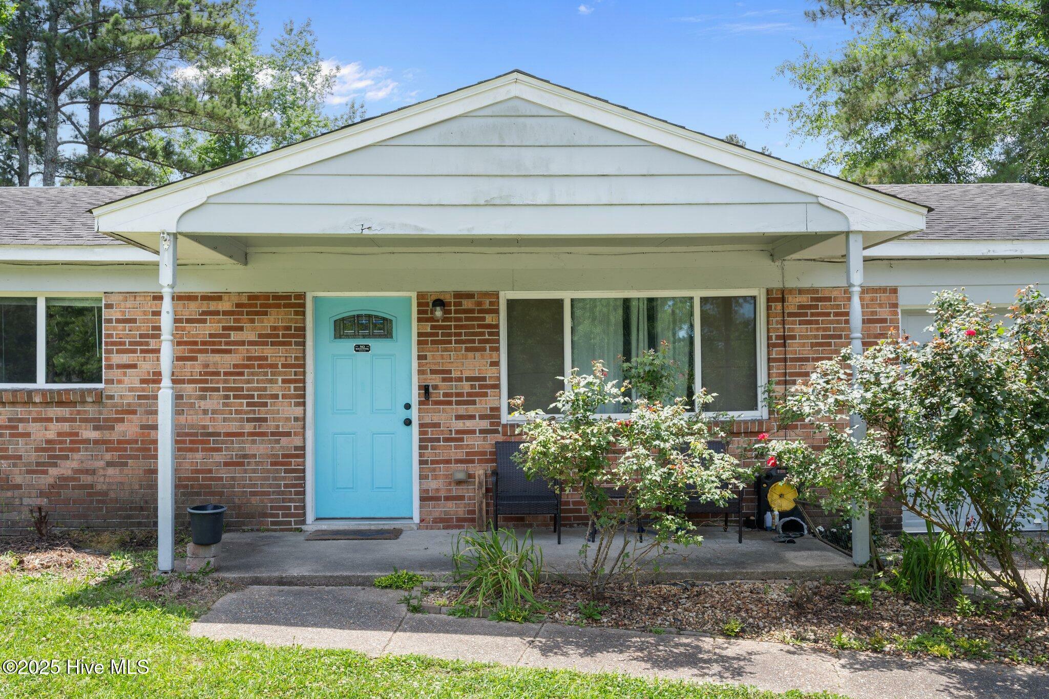 Property Photo: 101 N Glen Court NC 28540