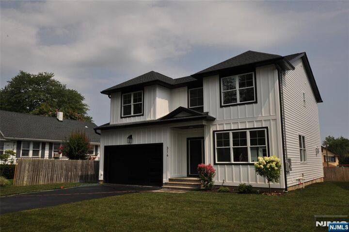 Property Photo: 314 Lambert NJ 07647