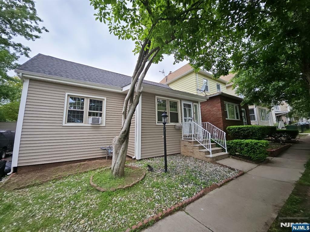 Property Photo: 14 Garden Street NJ 07660