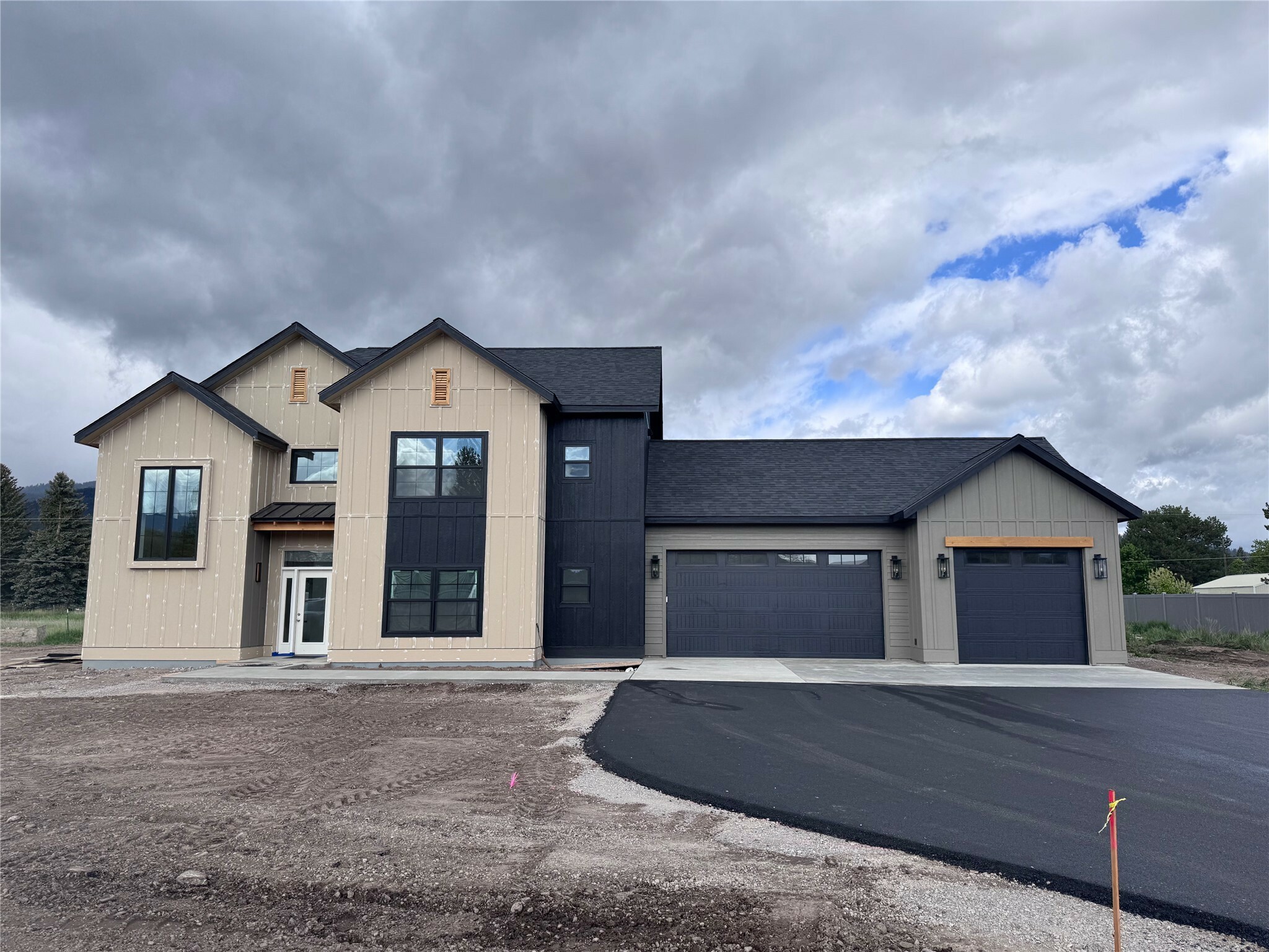 Property Photo: 2595 McCauley Lane MT 59804