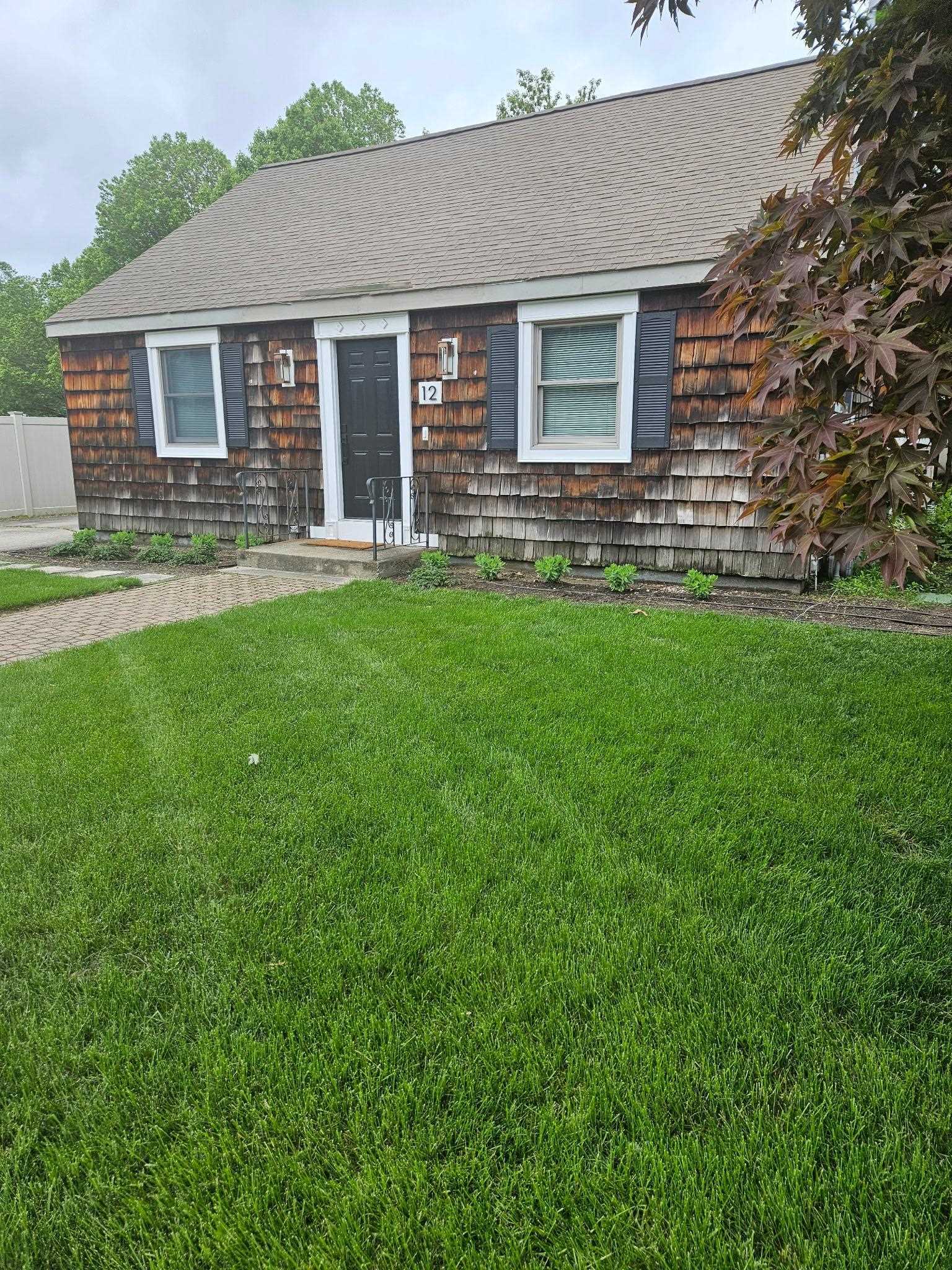 Property Photo: 12 Taylor Street NH 03060