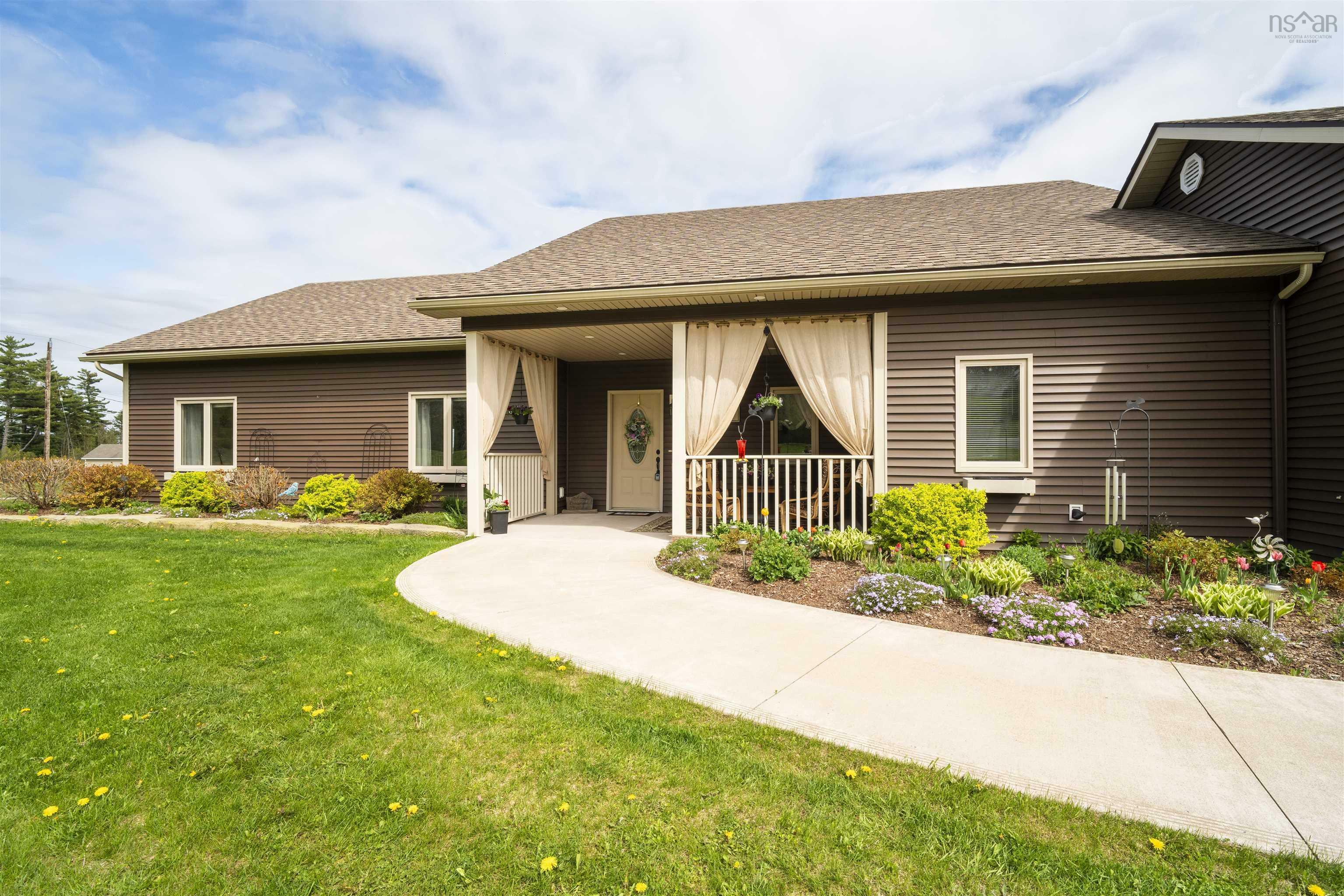 Property Photo: 2162 Hwy 376 NS B0K 1H0