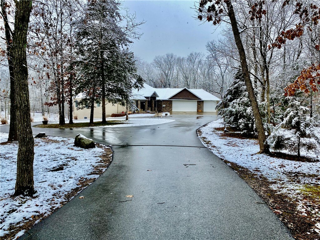 Property Photo: 4218 Homewoods Drive AR 72756