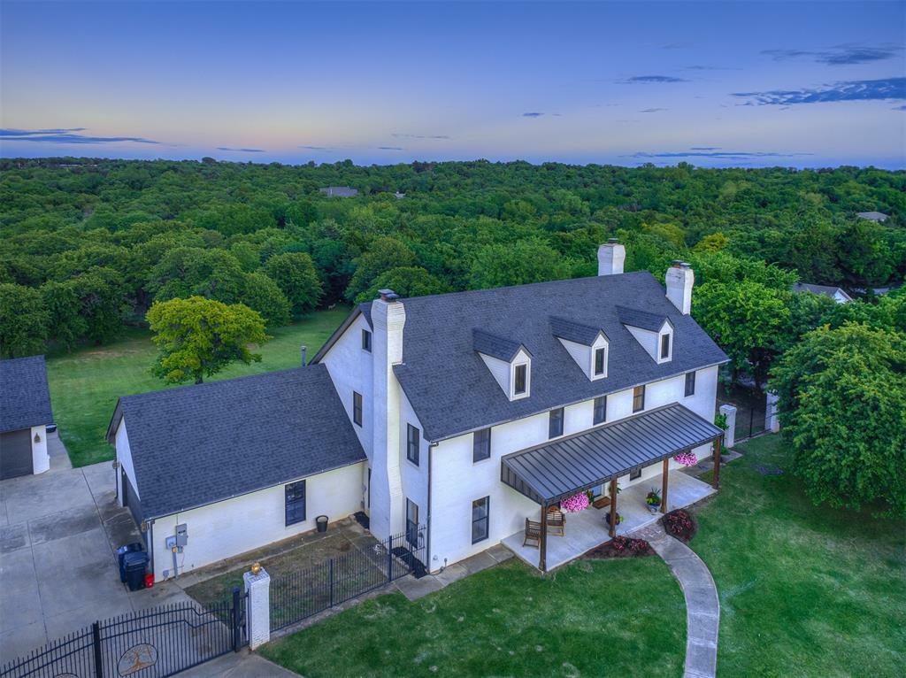 Property Photo: 13500 Three Oaks Drive OK 73049