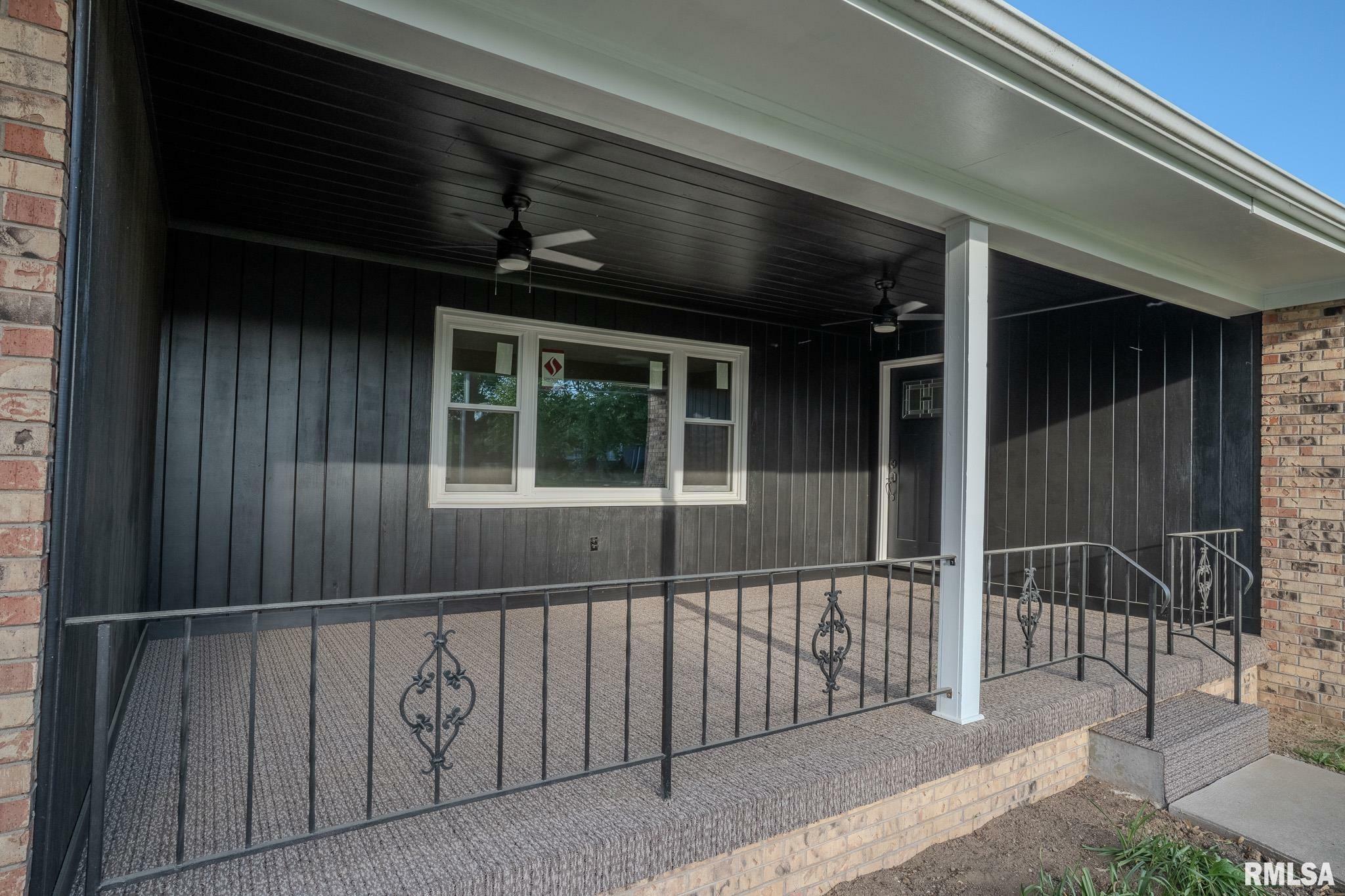 Property Photo: 8501 49th Street IL 61240
