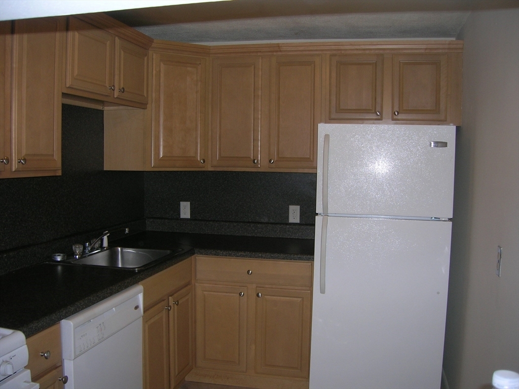 Property Photo: 258 Main Street 17 MA 01864