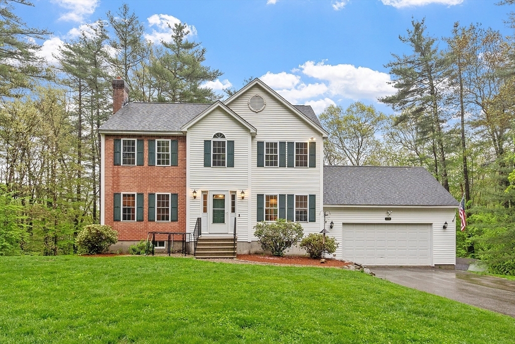 134 Fitchburg Rd  Townsend MA 01469 photo