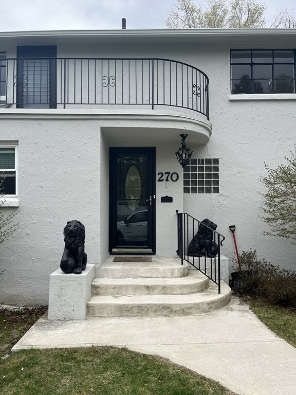 Property Photo: 270 Moreland St MA 01609