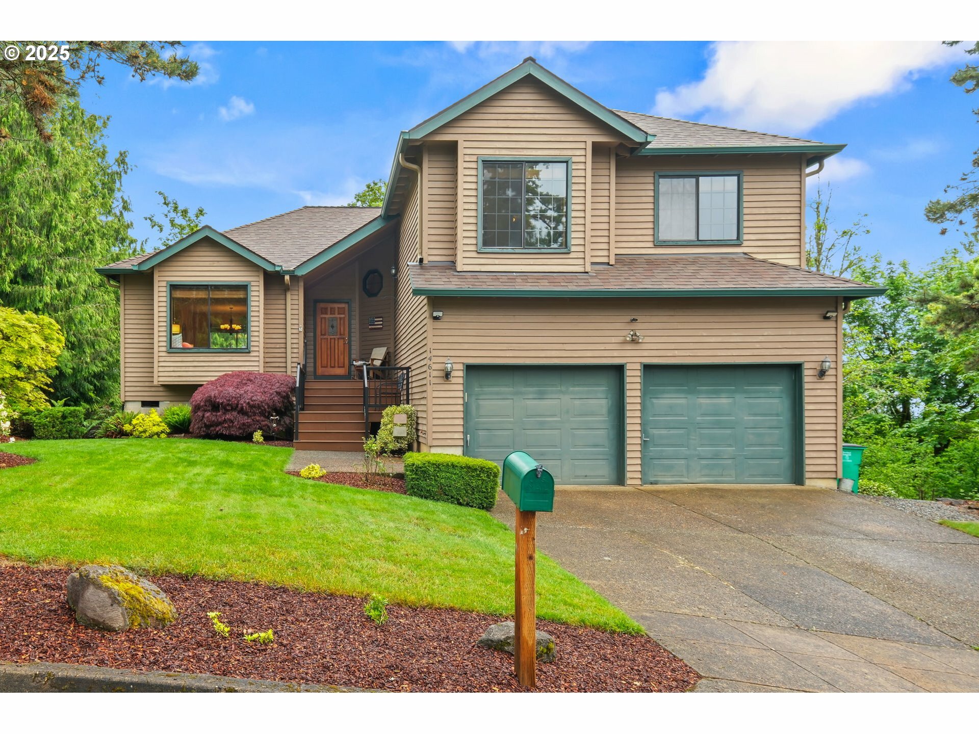 Property Photo: 14611 SE Tenino St OR 97236