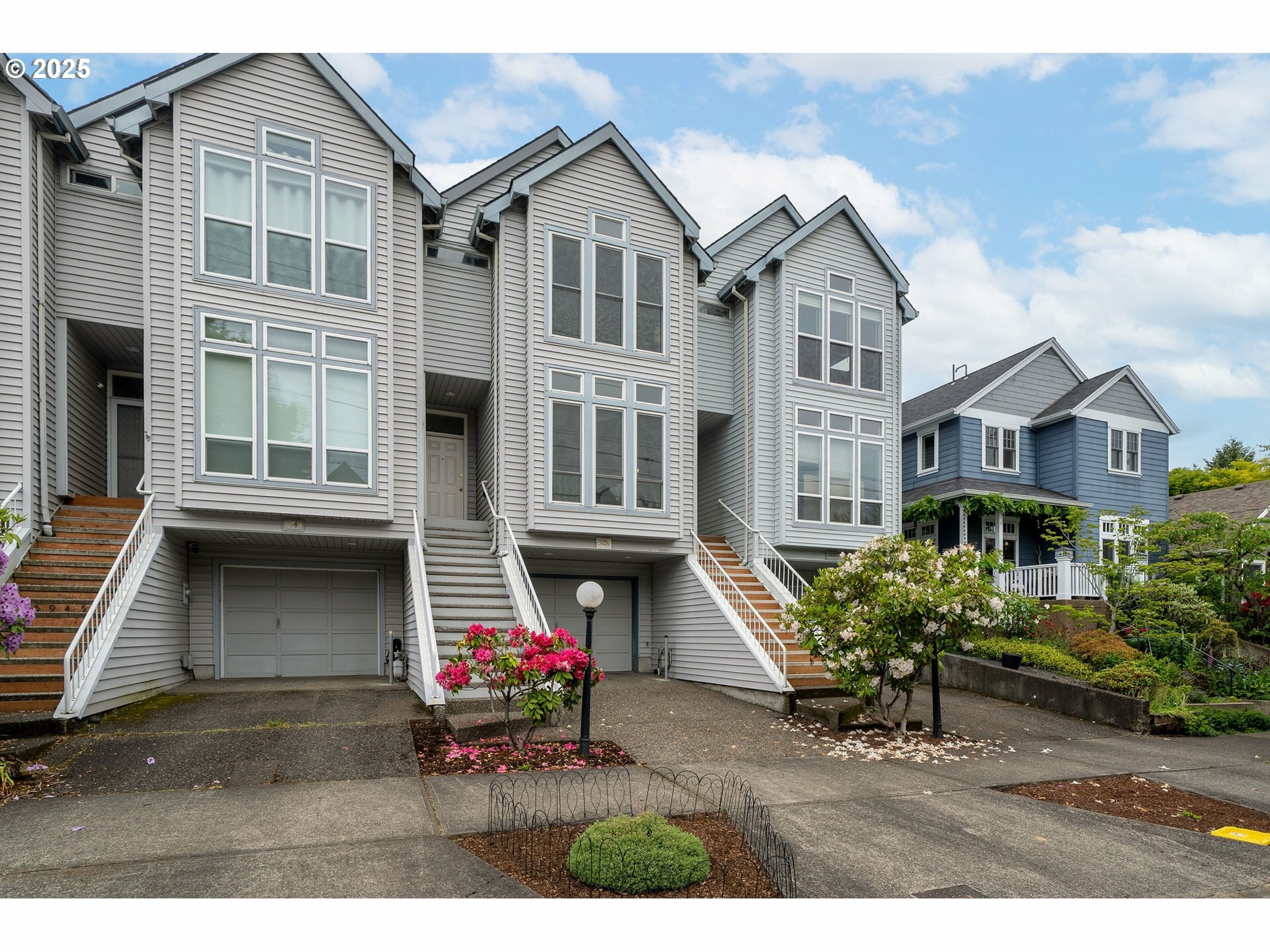 5939 S Kelly Ave  Portland OR 97239 photo