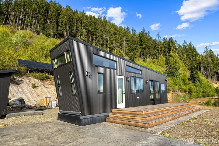 Property Photo: 4181 Kachess Dam Road WA 98925