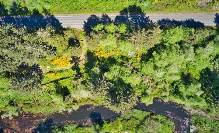 Property Photo: 2461 State Route 109 WA 98569