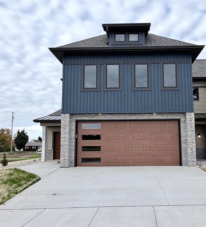 Property Photo: 372 Satori Trail 127 WI 54136