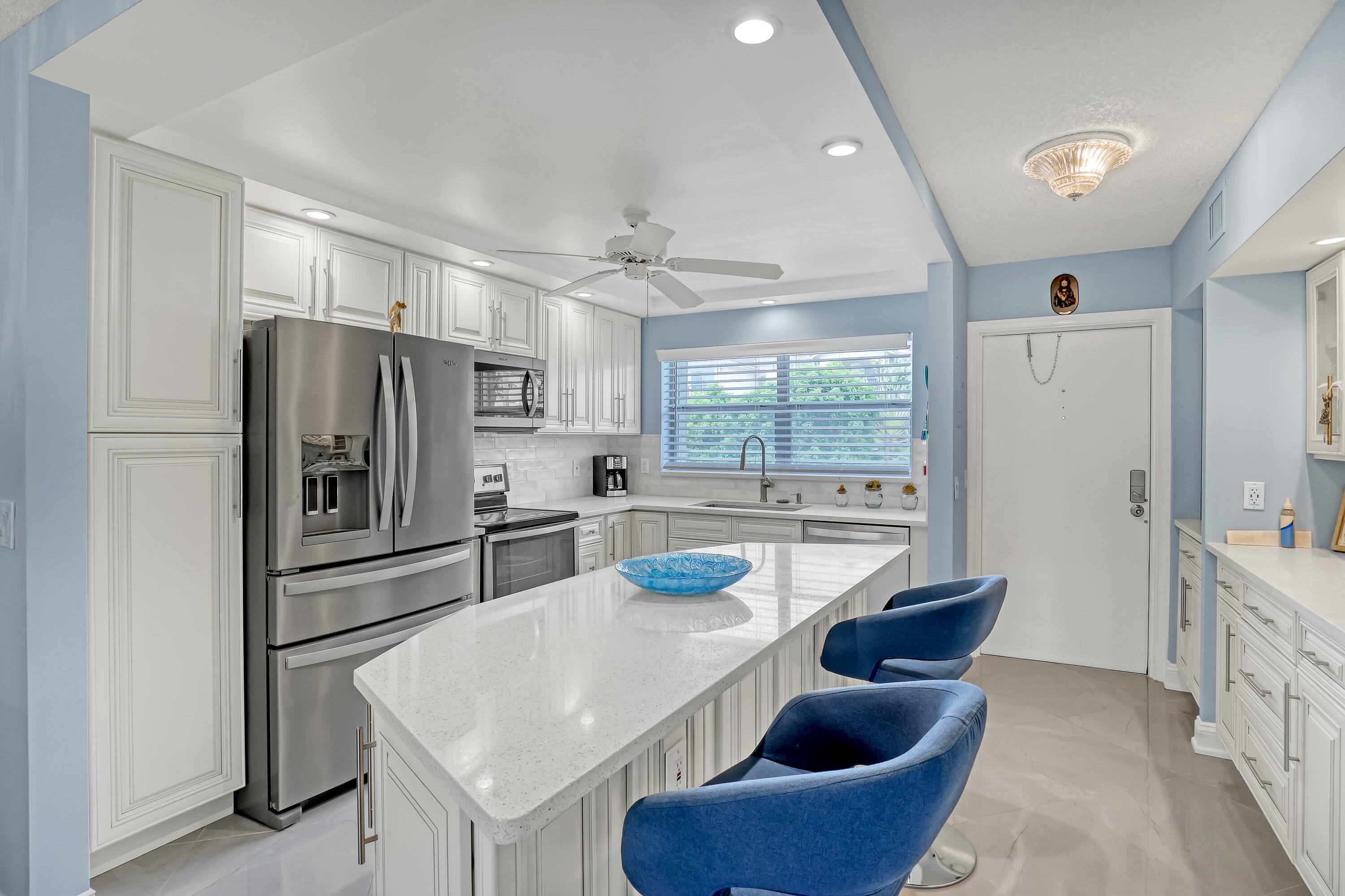 Property Photo: 2018 S Federal Highway 304 FL 33435