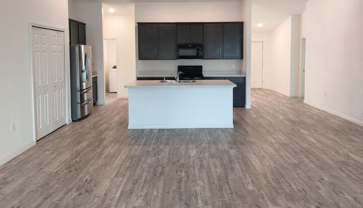 Property Photo: 1614 SW Sylvester Lane FL 34984