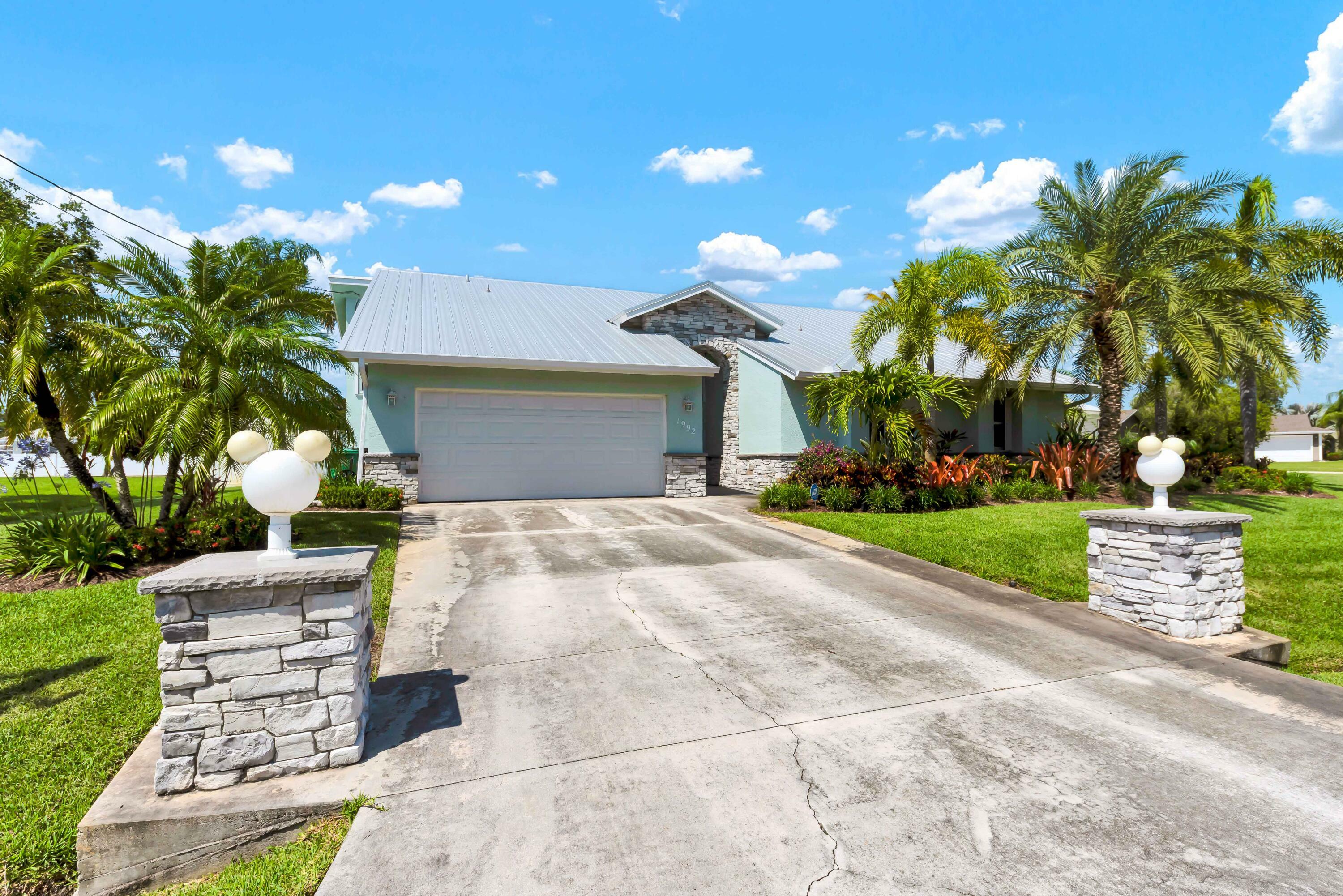 Property Photo: 1992 SW Aaron Lane FL 34953