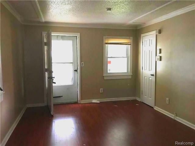 Property Photo: 18989 Washtenaw Street MI 48225