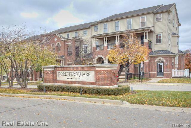 3986 Forester Boulevard  Auburn Hills MI 48326 photo
