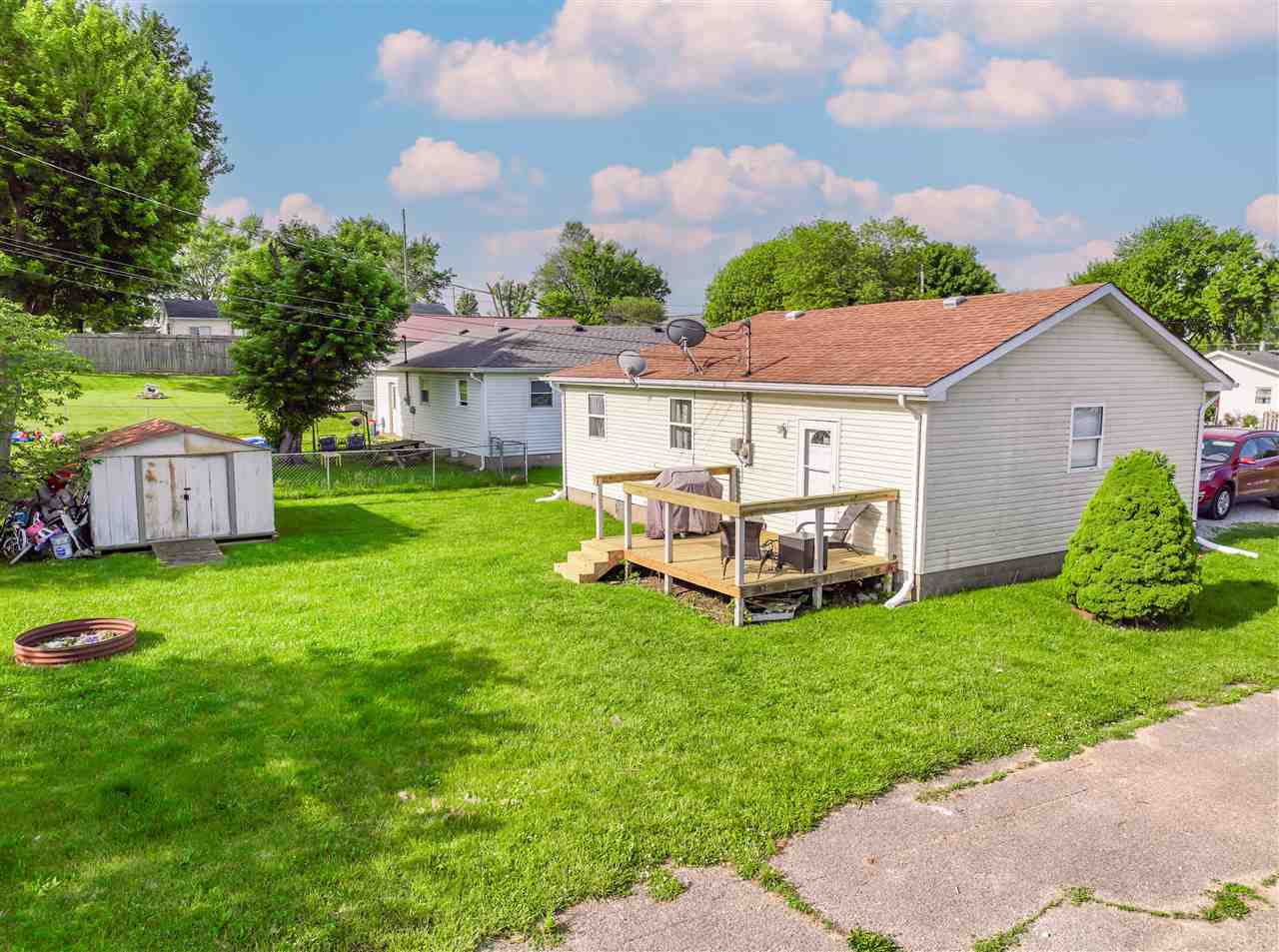 Property Photo:  208 Holly Street  IN 47331 