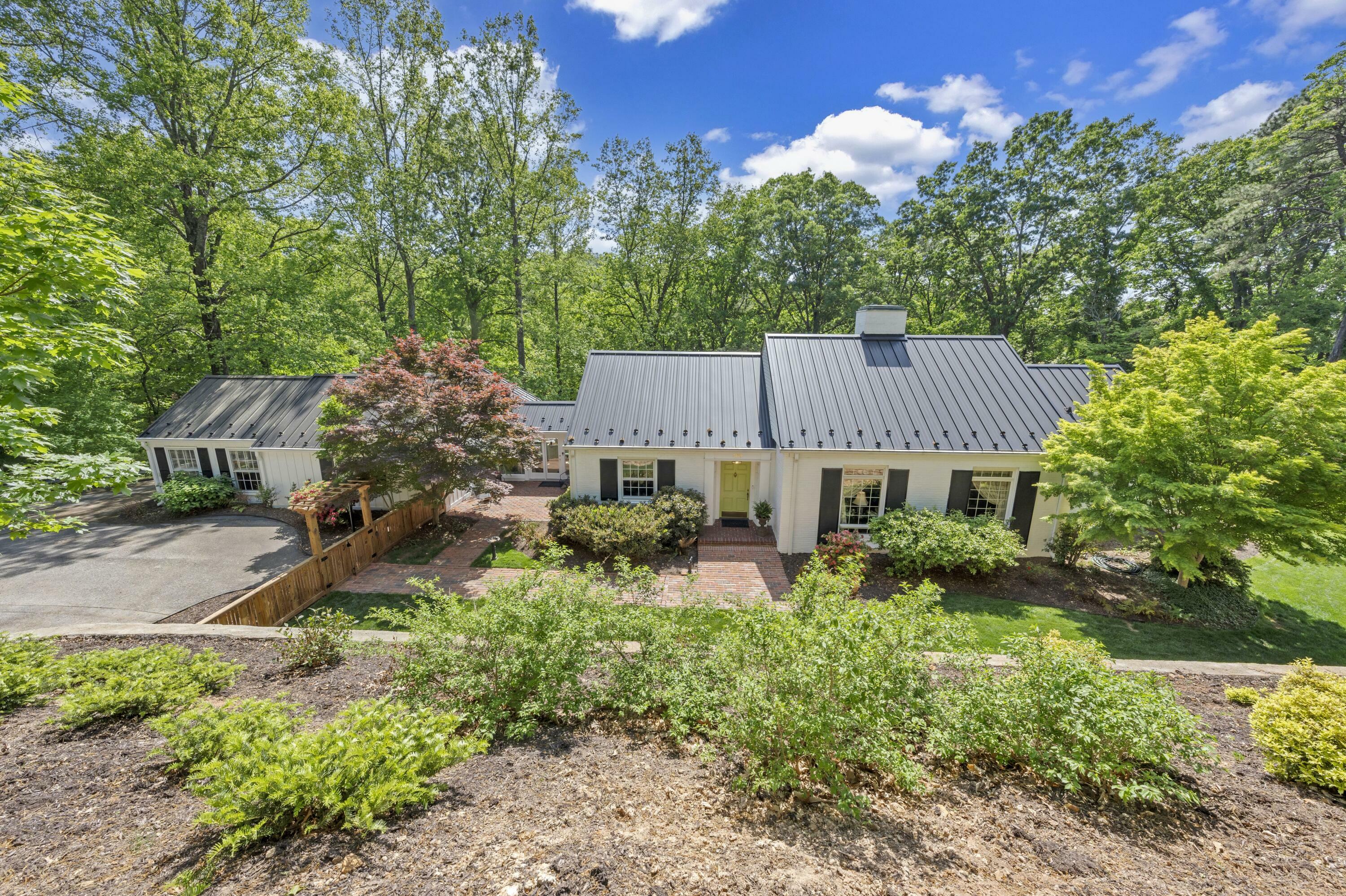 Property Photo: 3169 West Ridge Rd SW VA 24014
