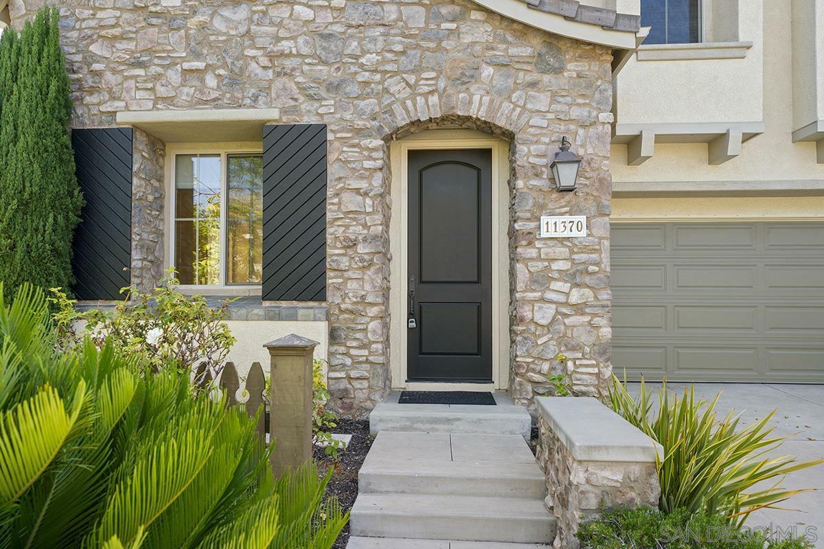 Property Photo: 11370 Stable Glen Pl CA 92130