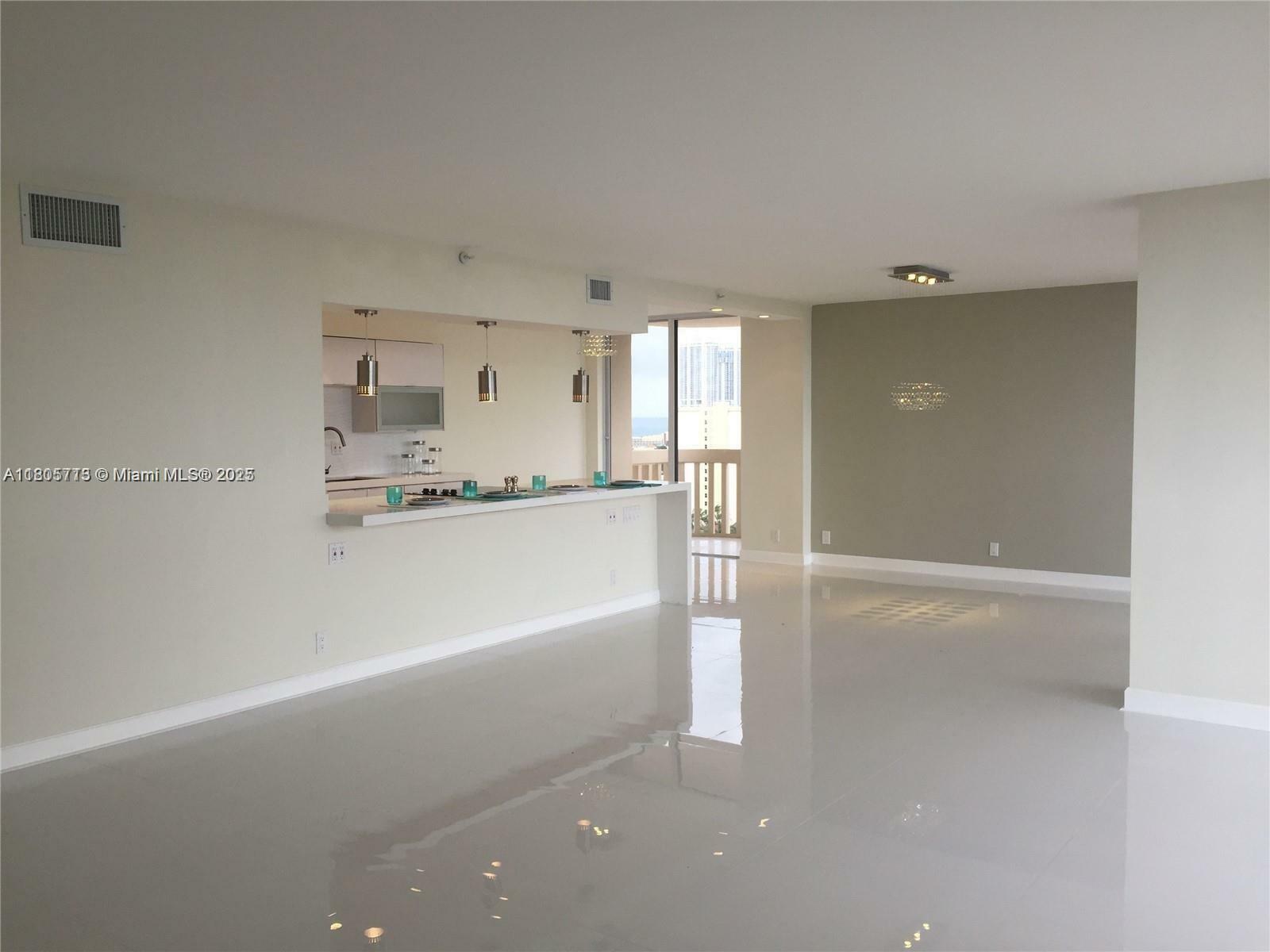 19707 Turnberry Way 18D  Aventura FL 33180 photo