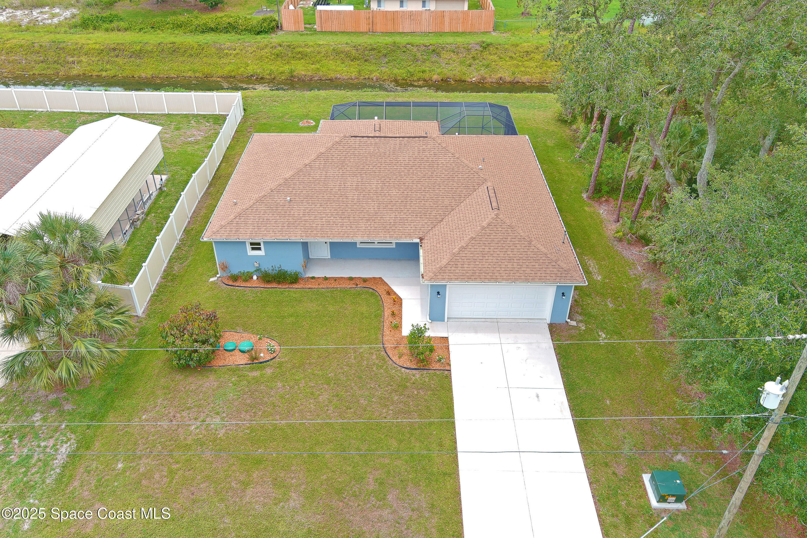 Property Photo: 766 Tooley Road SW FL 32908