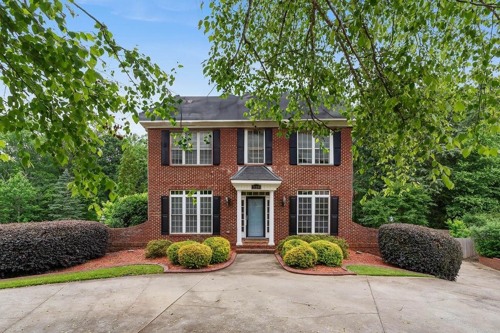 Property Photo: 228 Cedar Bluff Drive SC 29369