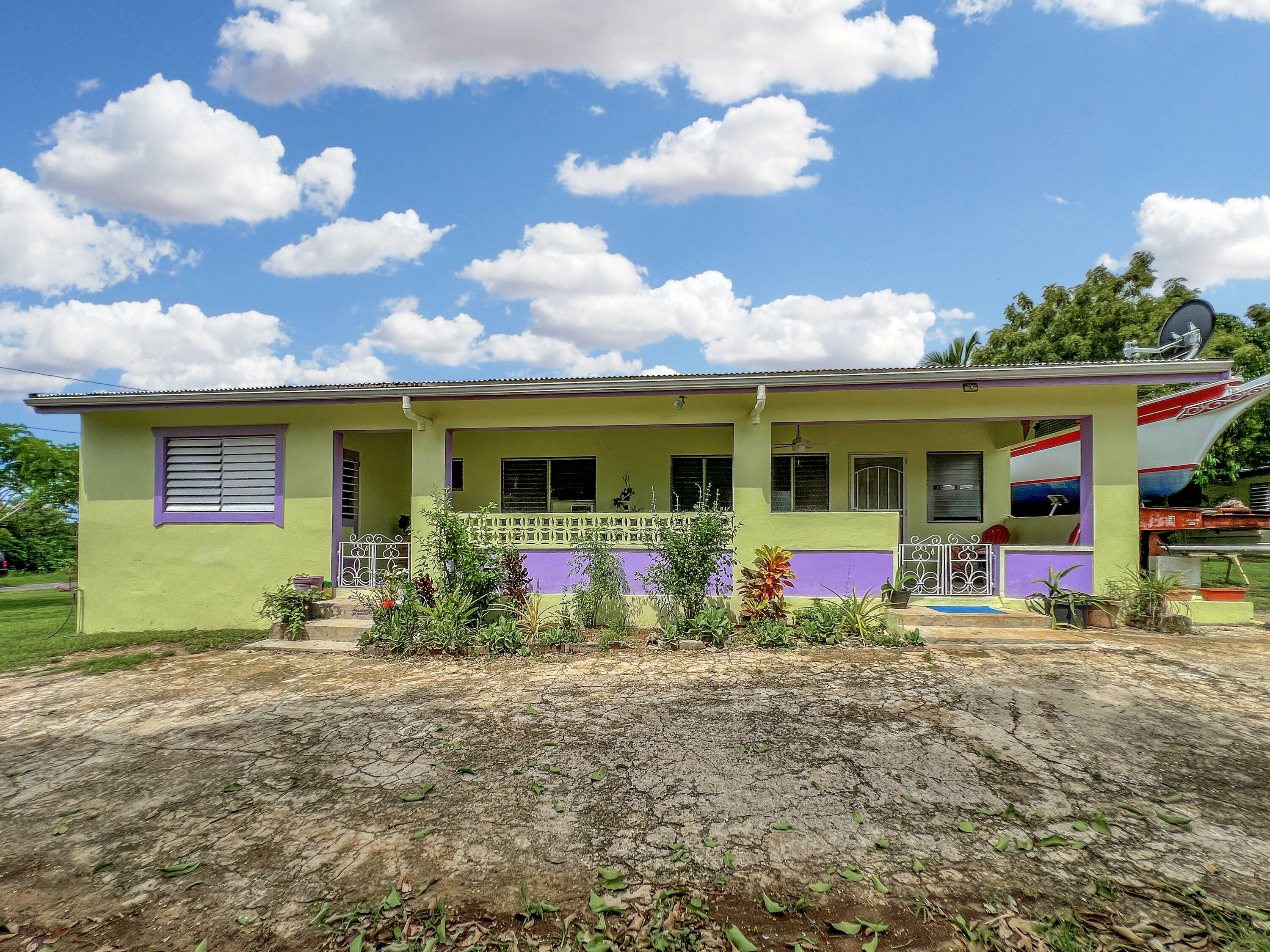 Property Photo: 5 Stoney Ground We VI 00840
