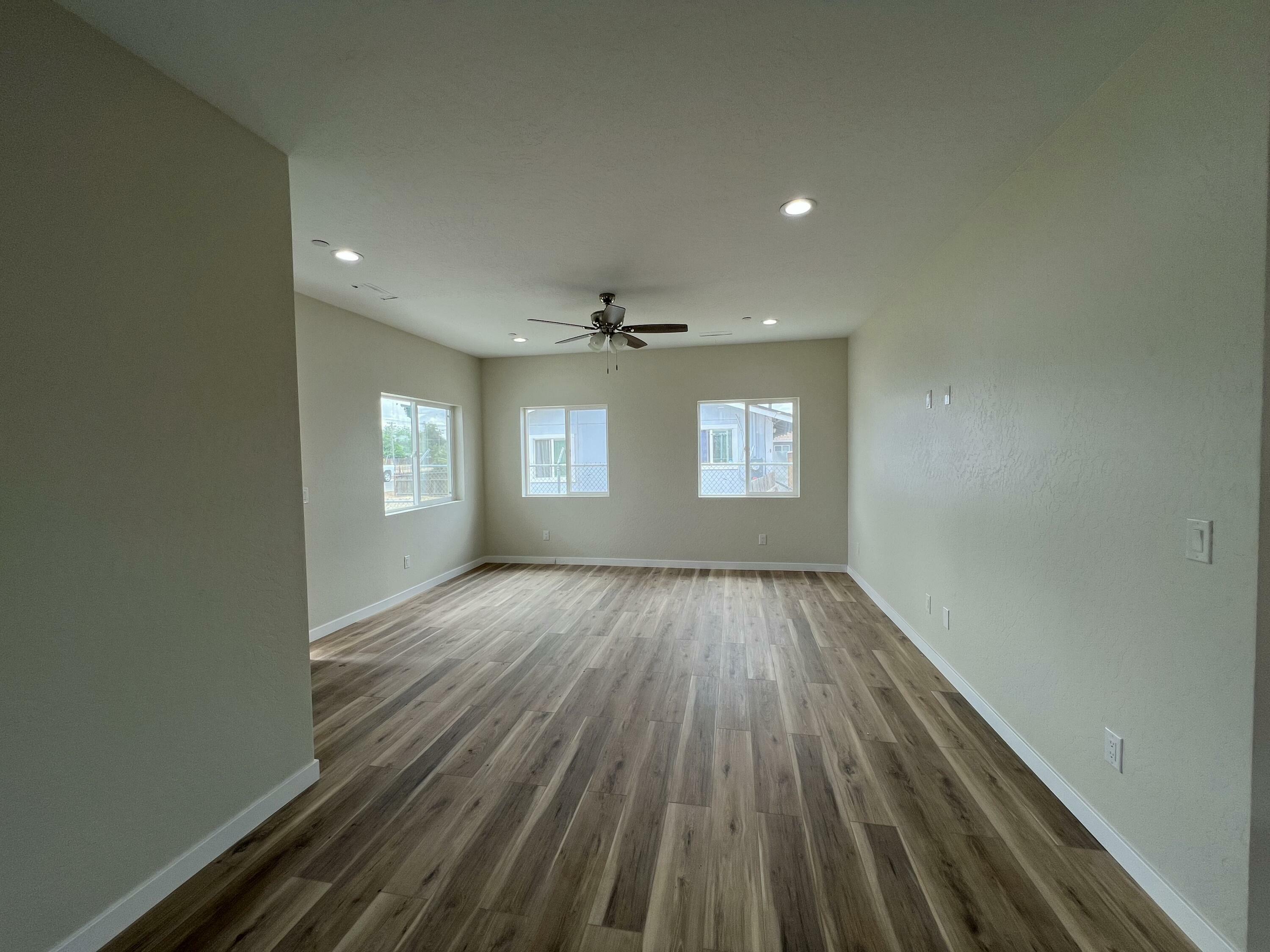 Property Photo: 516 Josephine Avenue CA 93212