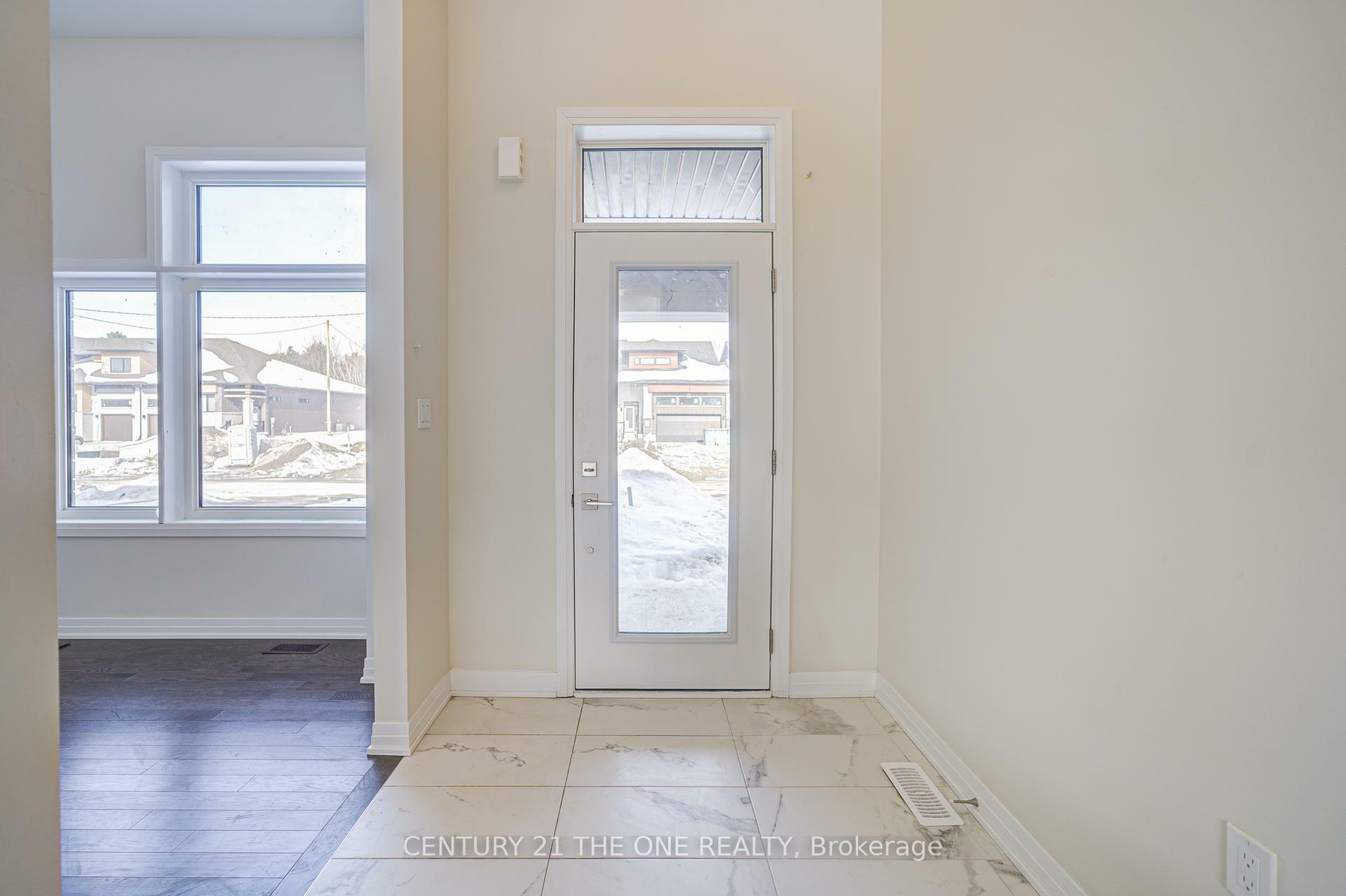 Property Photo: 3045 Sandy Acres ON L3V 8P9