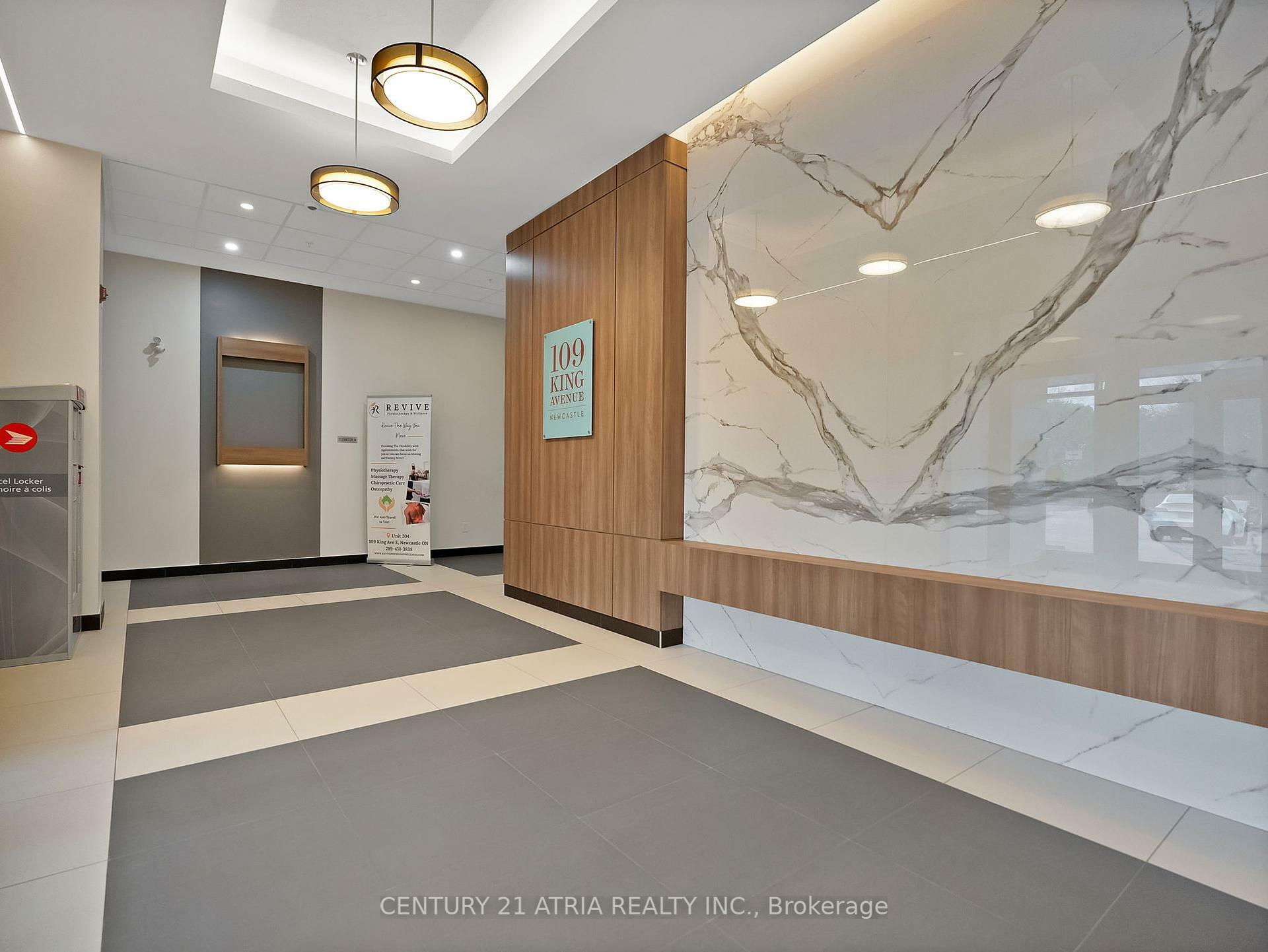 Property Photo: 109 King Avenue E 2 ON L1B 0V5