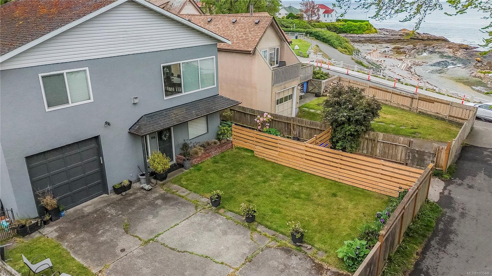 Property Photo: 184-186 St. Charles St BC V8S 3M7