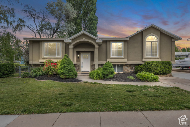 Property Photo: 770 W 550 N UT 84015