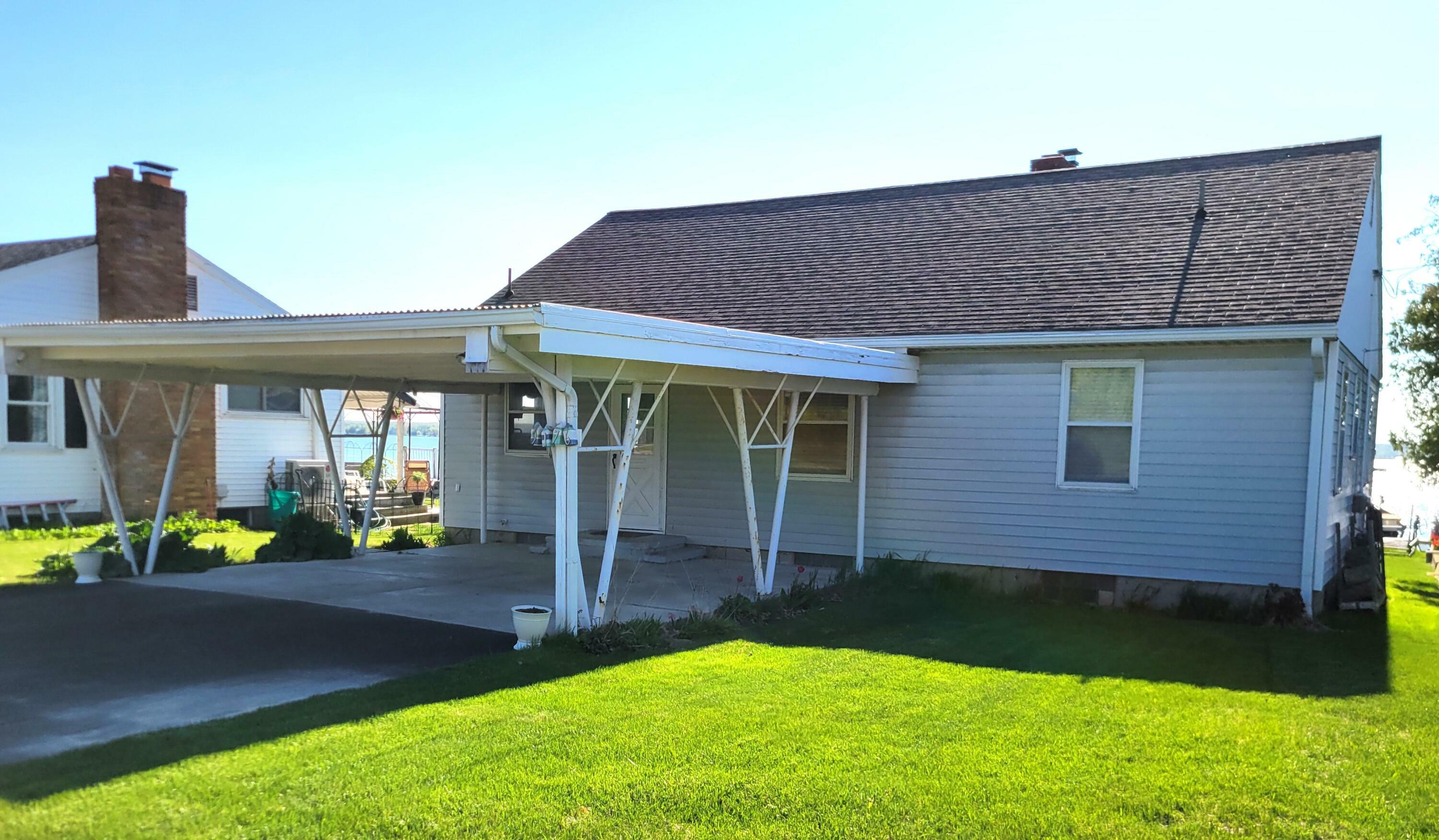 Property Photo:  9176 US 23 North  MI 49707 