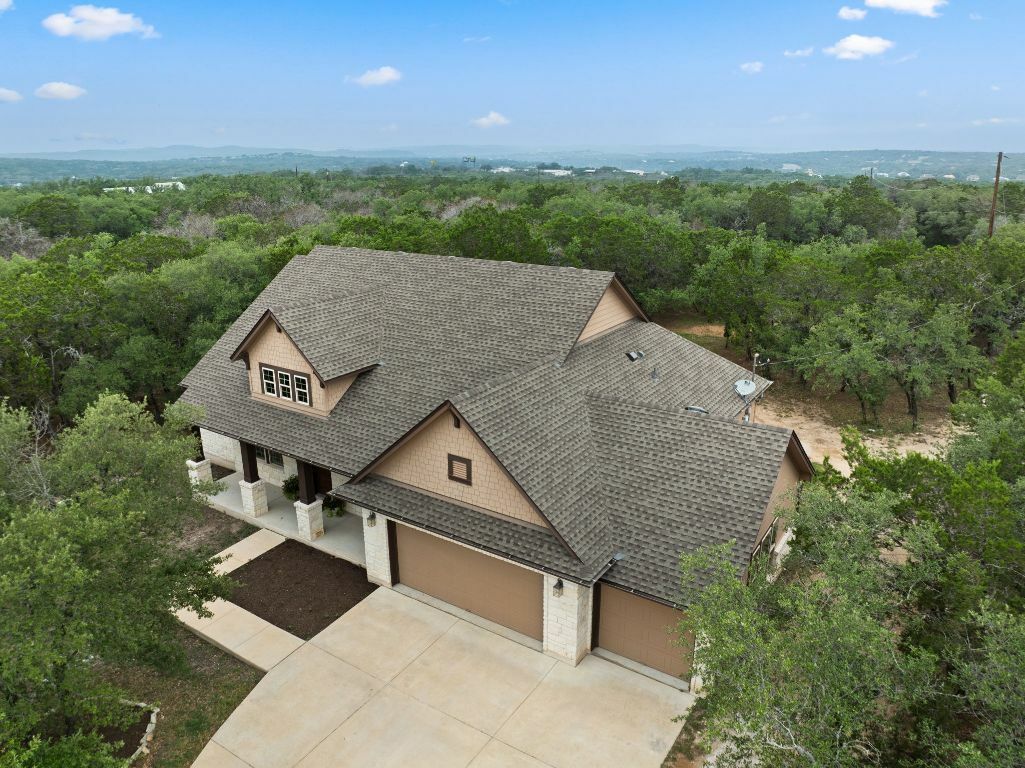 Property Photo: 3830 Verde Knoll Drive TX 78669