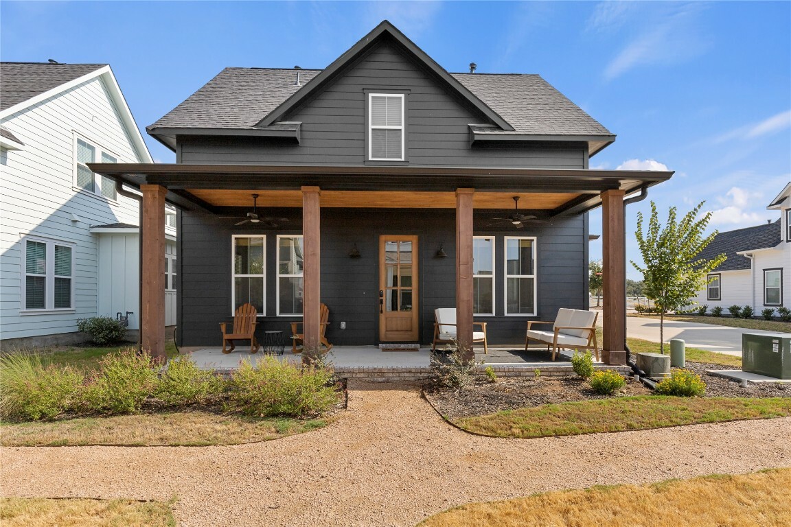 Property Photo: 1018 Grant Wood Avenue TX 78619