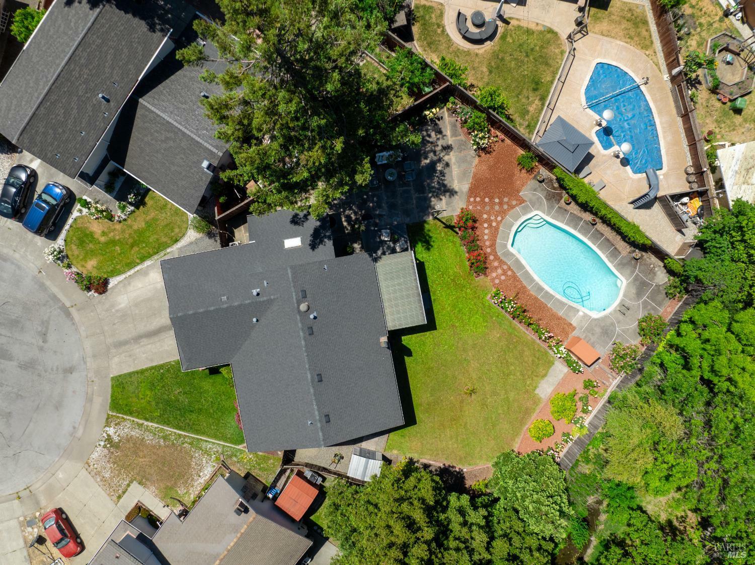 Property Photo: 914 Cottonwood Court CA 94954