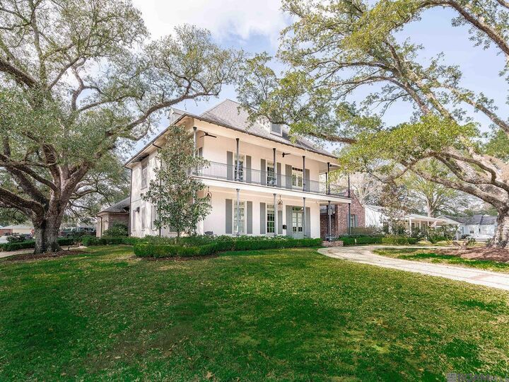 Property Photo:  1958 Ingleside Dr  LA 70808 