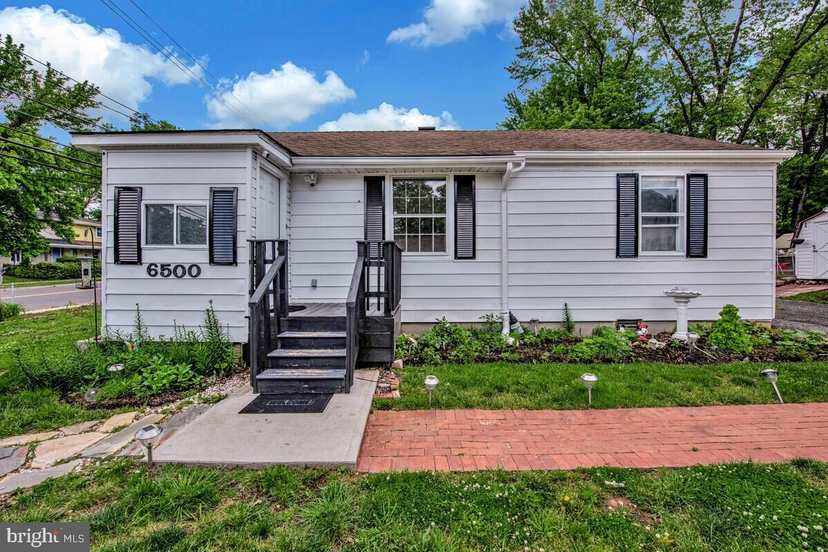 Property Photo:  6500 Joplin Street  MD 20743 